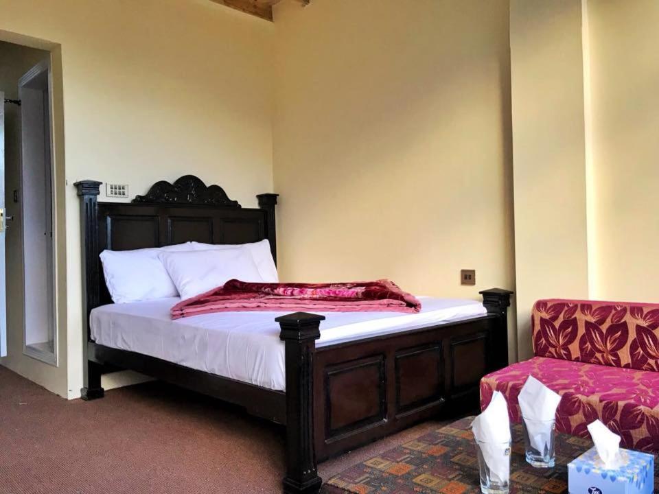 World Roof Hotel Hunza Karimabad  Exterior photo